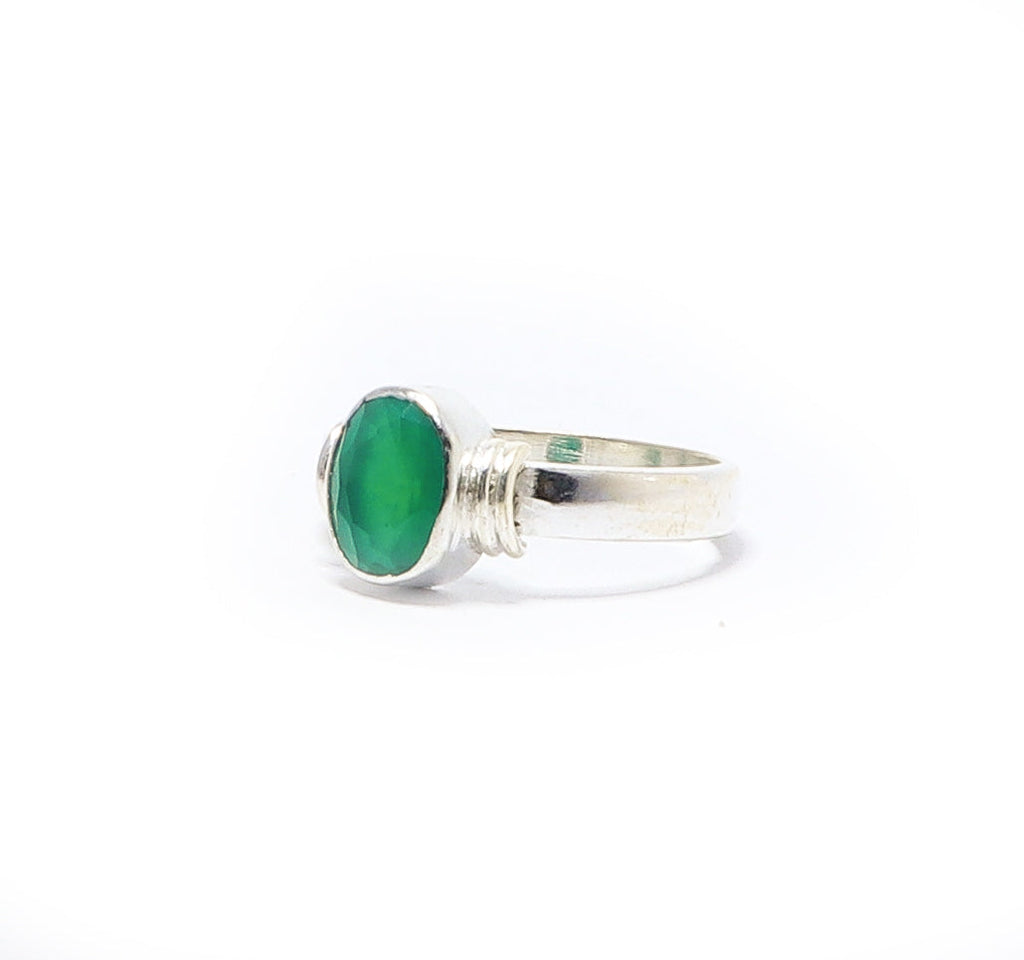 Ashwath Emerald Silver 925 Ring