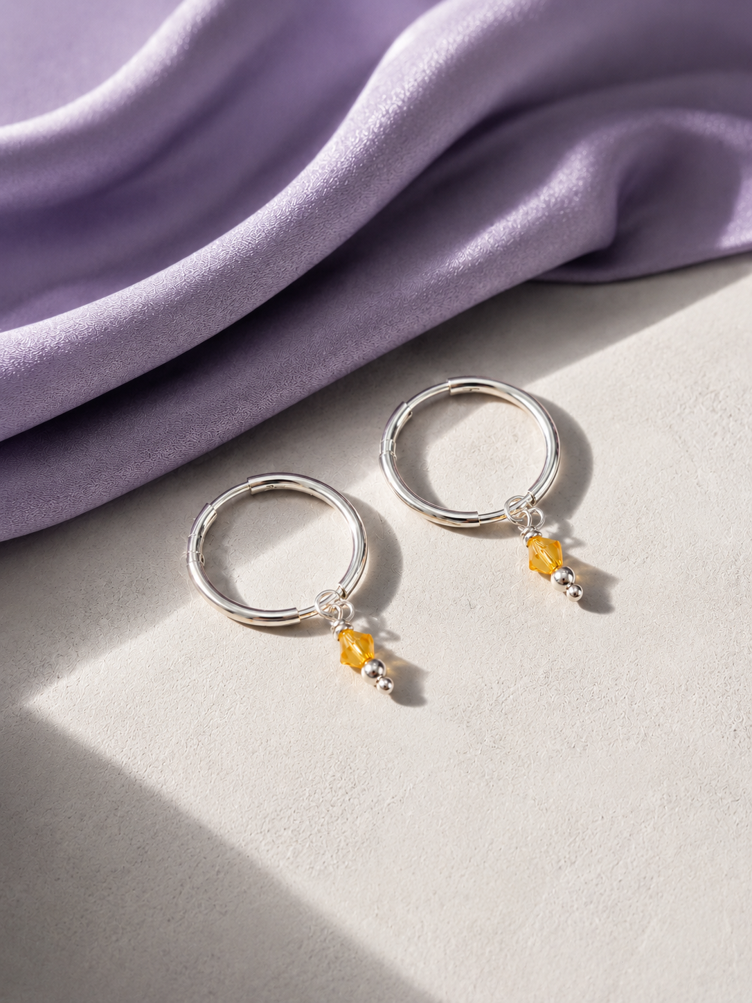 Minimal Circle Charm Hoop Earrings