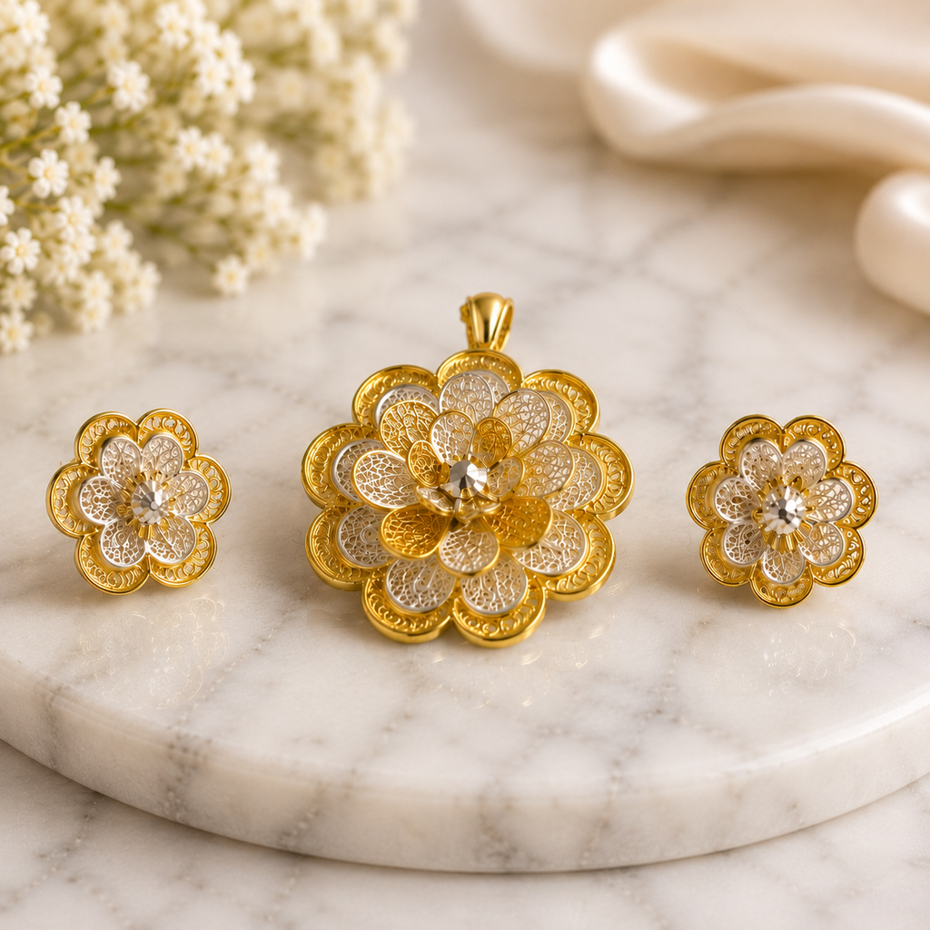 Gold Silver Flower Pendant Set