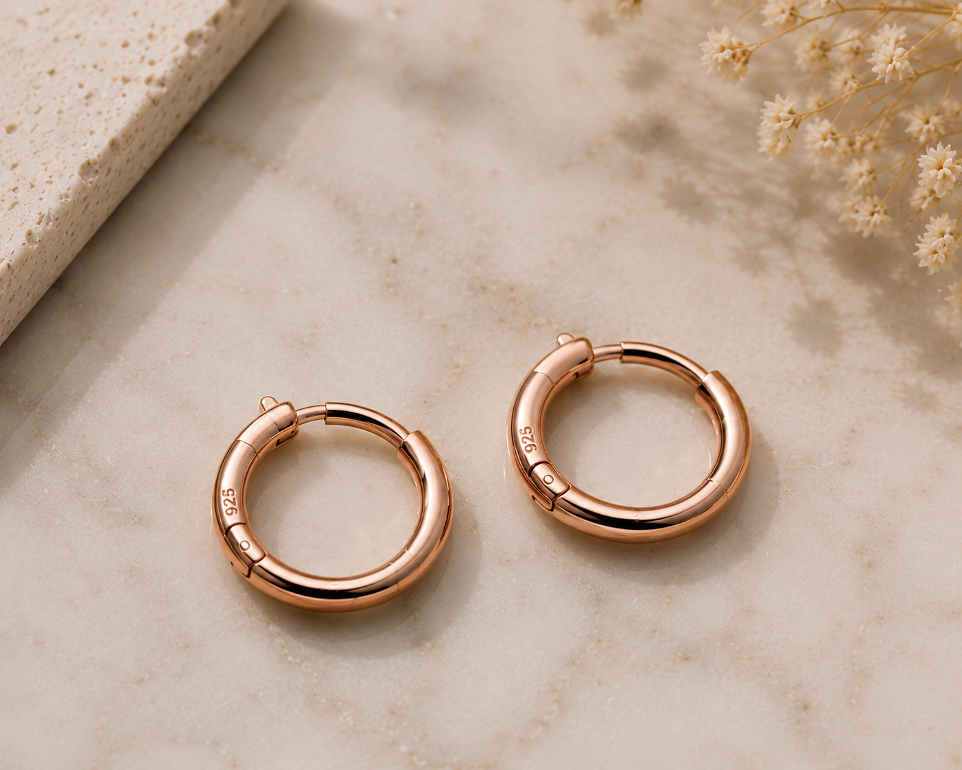 Minimal Gold Hoop Earrings