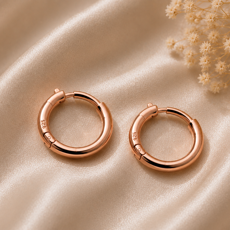 Minimal Gold Hoop Earrings