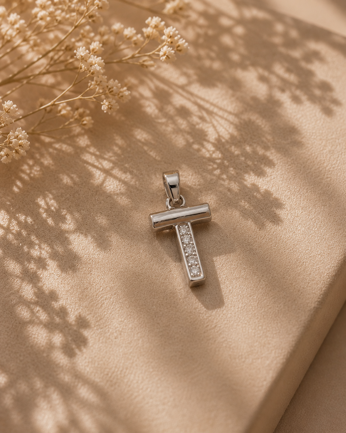 Minimal Crystal Bar Pendant
