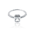 White Cloure Design Ring